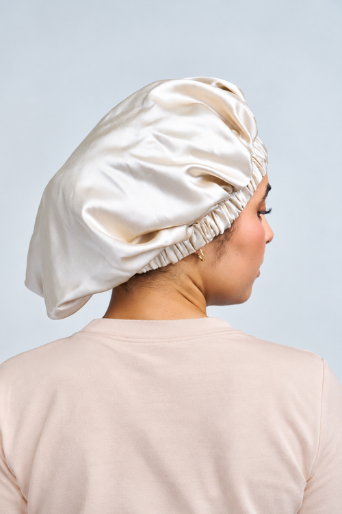 Bonnet en soie de mûrier champagne double épaisseur, vue de dos – MYSILK