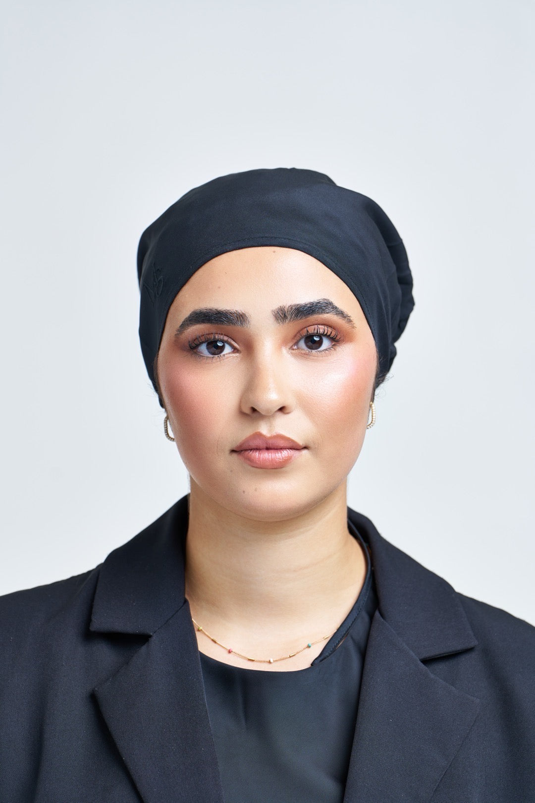 Bonnet sous hijab ÉDEN en soie de mûrier 19 mommes Grade 6A